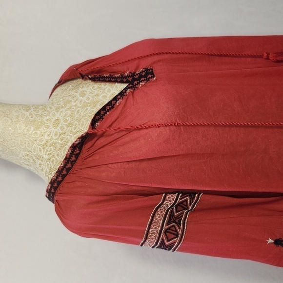Alicia Pageboy Red Aztec/Tribal Embroidered V-Neck Tassle Tie Front Boho Top - Picture 6 of 13